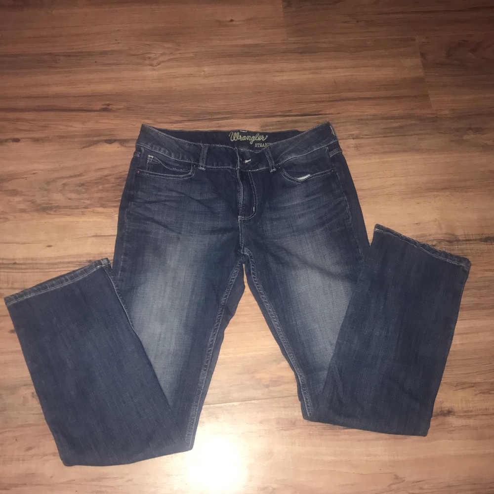 Wrangler Straight Leg Jeans